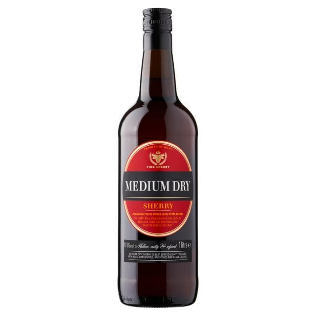 Sainsbury's Winemaker's Selection Medium Dry A Blend of Amontillado Sherry 1 Litre - gallery image 1