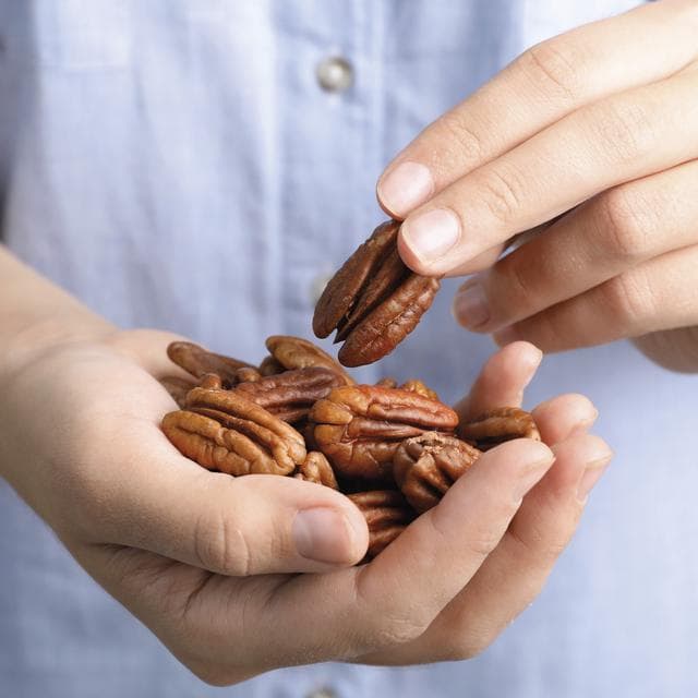 Sainsbury's Pecan Nuts 200g - gallery image 4