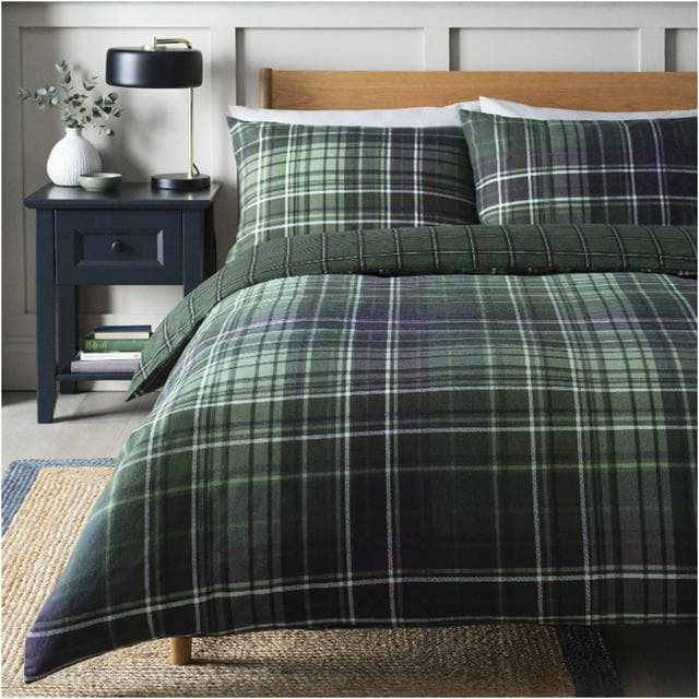 Habitat Xmas Robin Check Bedding Set Green - gallery image 1