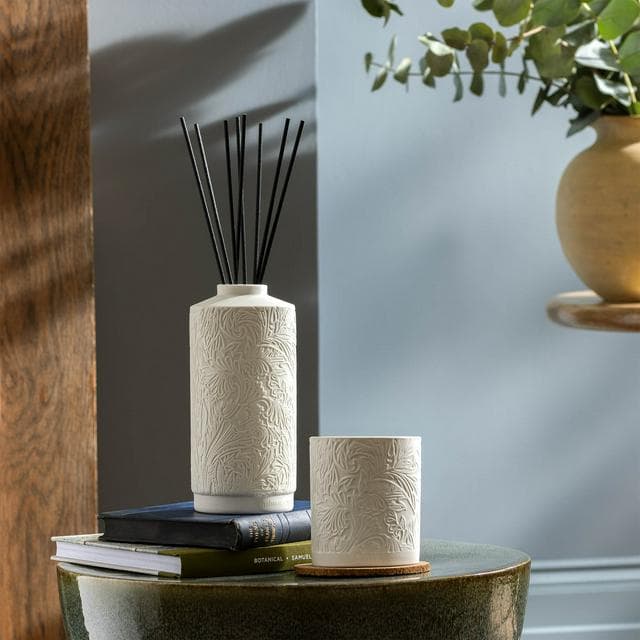 Habitat x Morris & Co. Willow & Cedarwood 500ml Diffuser - gallery image 2