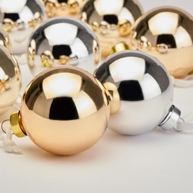 Habitat Pack of 9 Glass Christmas Baubles - Silver & Gold - gallery image 4