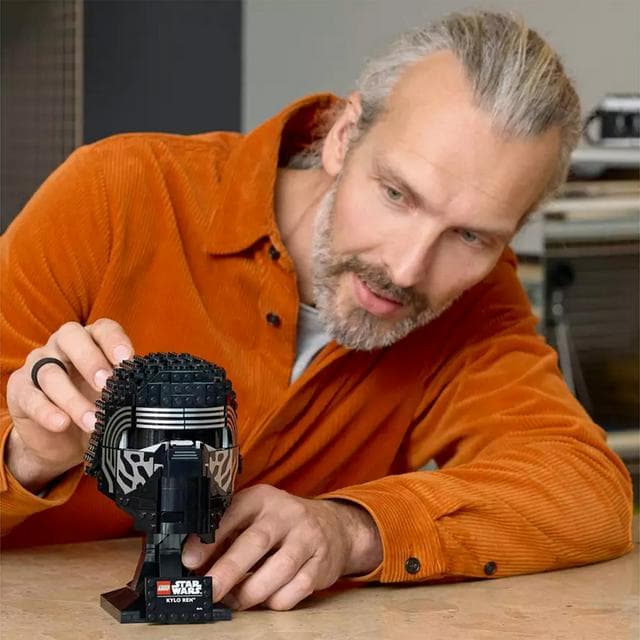 LEGO Star Wars Kylo Ren Helmet Building Set for Adults 75415 - gallery image 2
