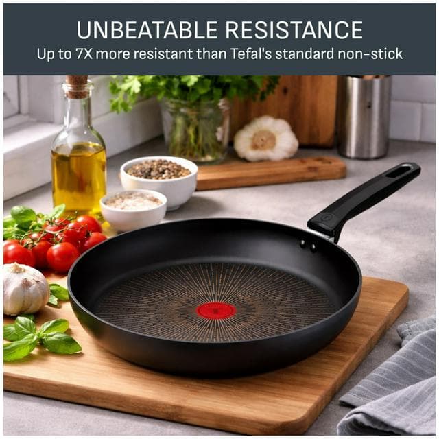 Tefal Titanium Excellence Plus Frying Pan - 24cm - gallery image 4