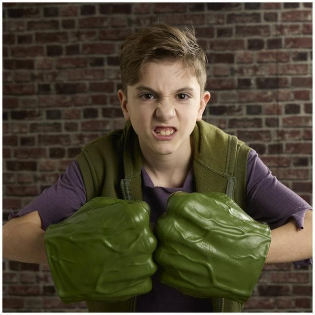 Spider-Man Hulk Gamma Smash Fists - gallery image 5