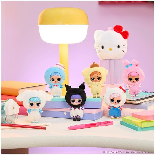 L.O.L. Surprise Loves Reversible Plush Surprise Assortment - gallery image 4