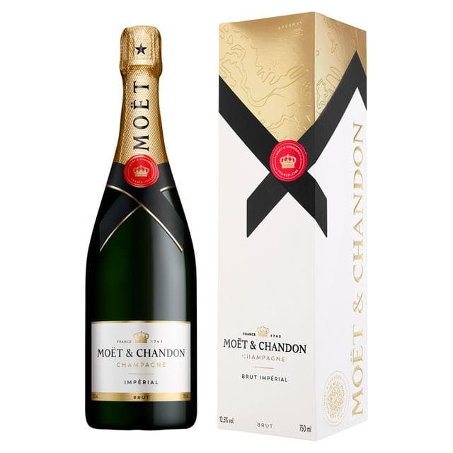 Moët & Chandon Brut Imperial Champagne 75cl - gallery image 1
