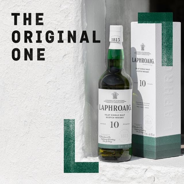 Laphroaig Islay Single Malt Scotch Whisky 10 Year Old 70cl - gallery image 4
