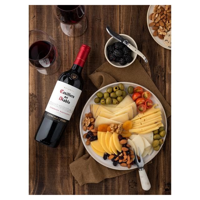 Casillero Del Diablo Cabernet Sauvignon Red Wine 75cl - gallery image 2