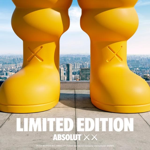 Absolut Vodka 700ml - gallery image 4