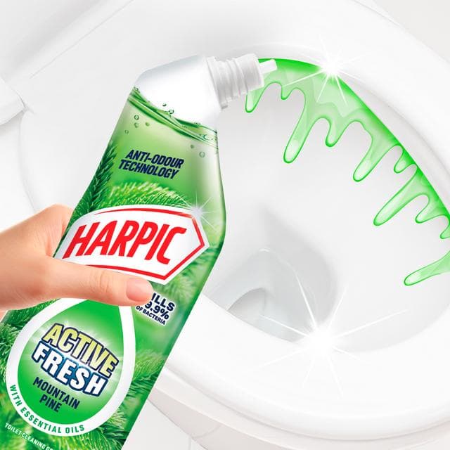 Harpic Active Fresh Mountain Pine Toilet Cleaning Gel 750ml - gallery image 2