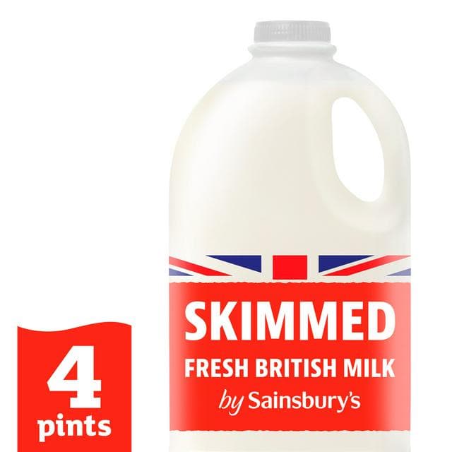 Sainsbury's British Skimmed Milk 2.27L (4 pint) - gallery image 1