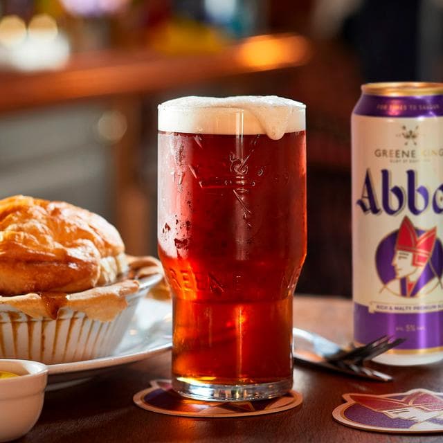 Greene King Abbot Ale Beer Cans 4x500ml - gallery image 2
