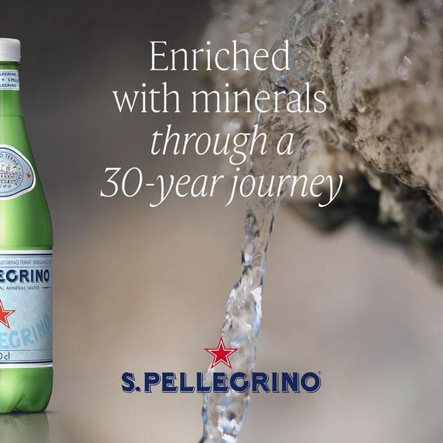 San Pellegrino Sparkling Natural Mineral Water Bottle 500ml - gallery image 3