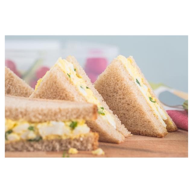 Kingsmill Thick Sliced 50/50 Bread 800g - gallery image 3