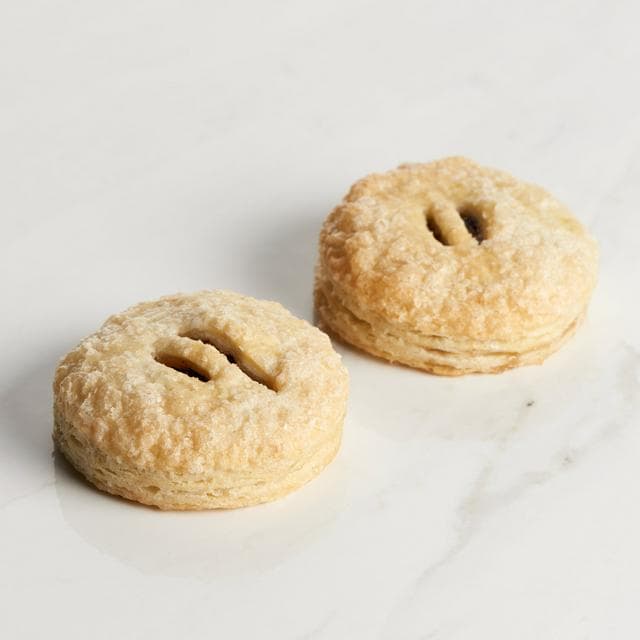 Sainsbury's Eccles Cakes x2 - gallery image 1