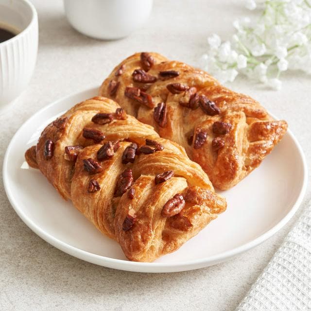 Sainsbury's Danish Maple & Pecan Plait x2 - gallery image 1