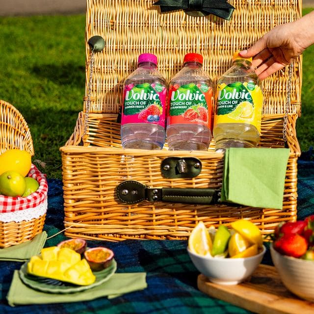 Volvic Touch of Fruit Lemon & Lime Flavoured Water 1.5L - gallery image 3