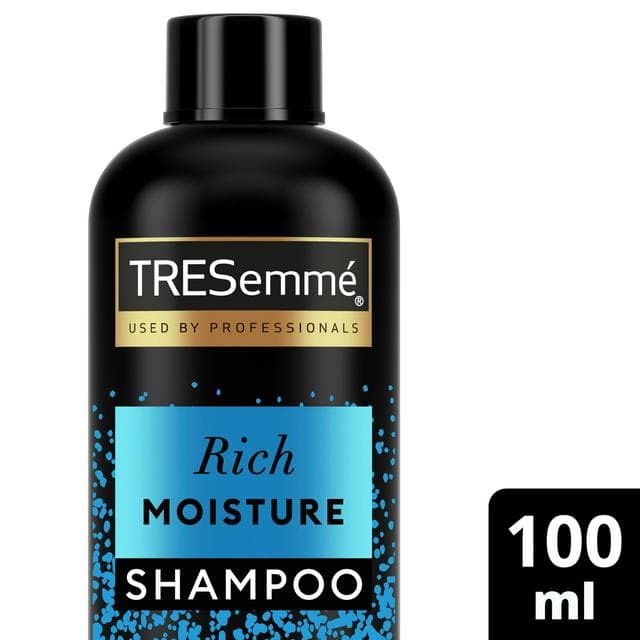 TRESemmé Rich Moisture Travel Size Shampoo 100ml - gallery image 1