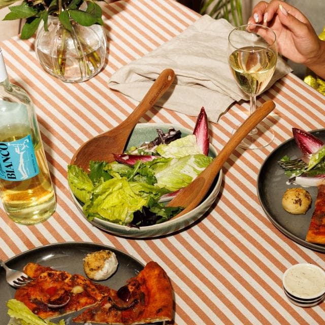 Pizza Express Honey & Mustard Salad Dressing 235ml - gallery image 4