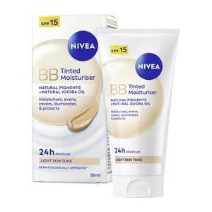 Nivea Tinted Day Cream Moisturiser for Light Skin Tone SPF15 50ml