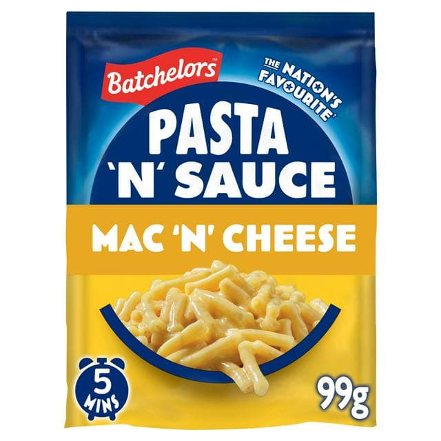 Batchelors Pasta n Sauce 99g Macaroni Cheese Pasta Sachet - gallery image 1