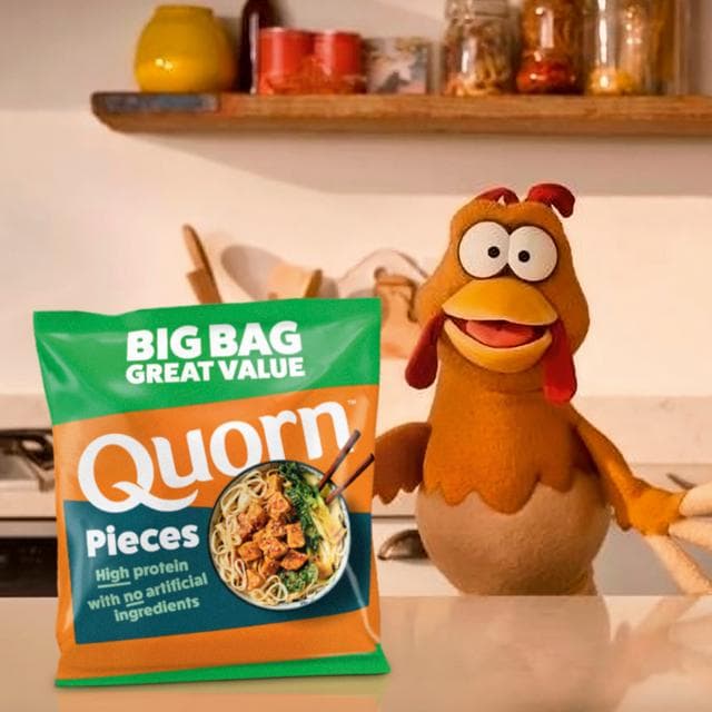 Quorn Vegetarian Chicken Style Pieces 500g - gallery image 4