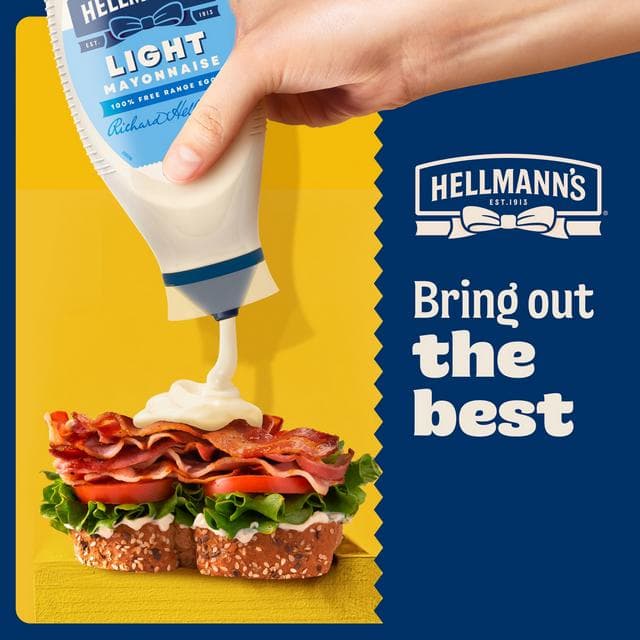 Hellmann's Light Squeezy Mayonnaise 750ml - gallery image 2