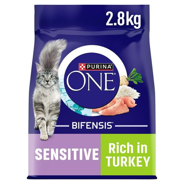 Purina One Sensitive Turkey Dry Cat Food 2.8kg - gallery image 1