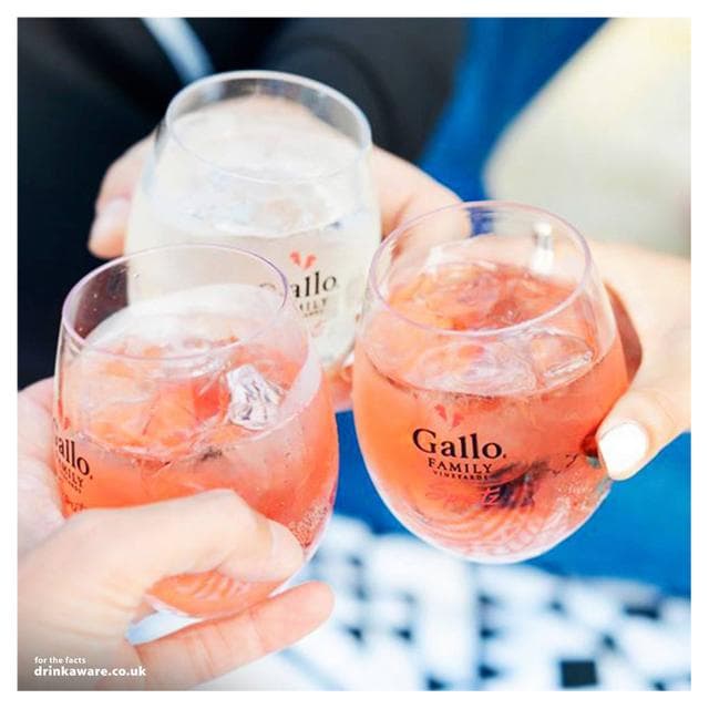 Gallo Family Vineyards Summer Rose Wine 75cl - gallery image 2