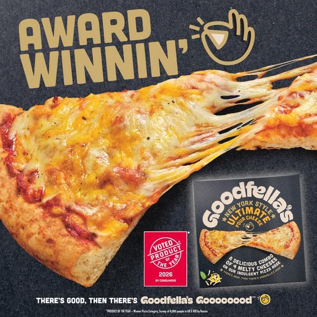 Goodfella's 534g New York Style Ultimate Four Cheese Takeaway Pizza - gallery image 2