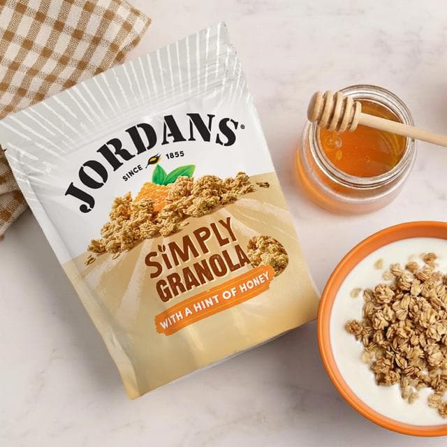 Jordans Simply Granola with a Hint of Honey Breakfast Cereal 750g - gallery image 4