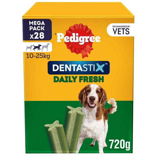 Pedigree Dentastix Fresh Adult Medium Dog Treats Dental Sticks x28 720g - gallery image 1