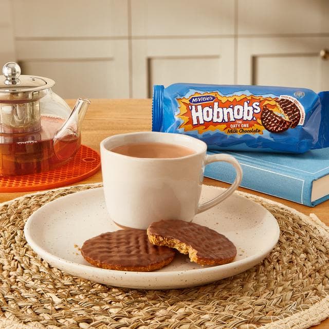McVitie's Hobnobs Milk Chocolate Biscuits Twin Pack 2x318g - gallery image 2