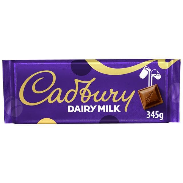 Cadbury 223g Treatsize Chocolate Bar Sharing Selection Bag - gallery image 1