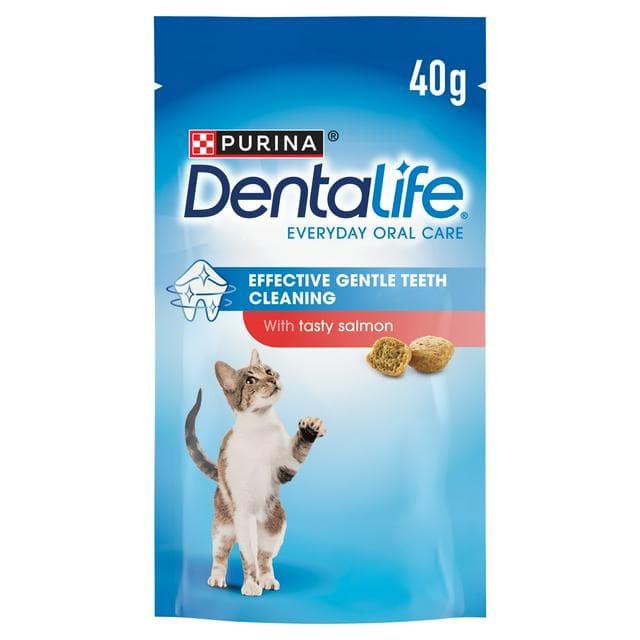 Dentalife Dental Salmon Cat Treats 40g - gallery image 1