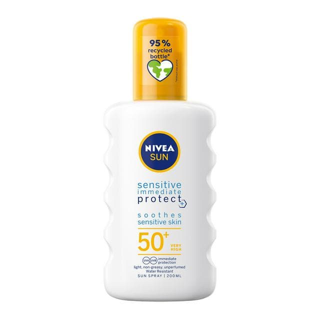 Nivea Sun 200ml Sensitive Immediate Protect Soothing Spray SPF 50+ - gallery image 1