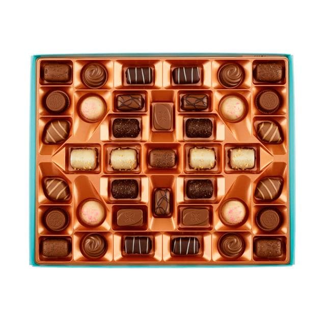 Thorntons Classic Assorted Chocolates Gift Box 449g - gallery image 3