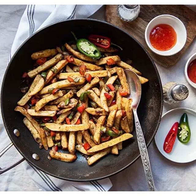 Mccain Naked Oven Chips Straight 1.7kg - gallery image 2