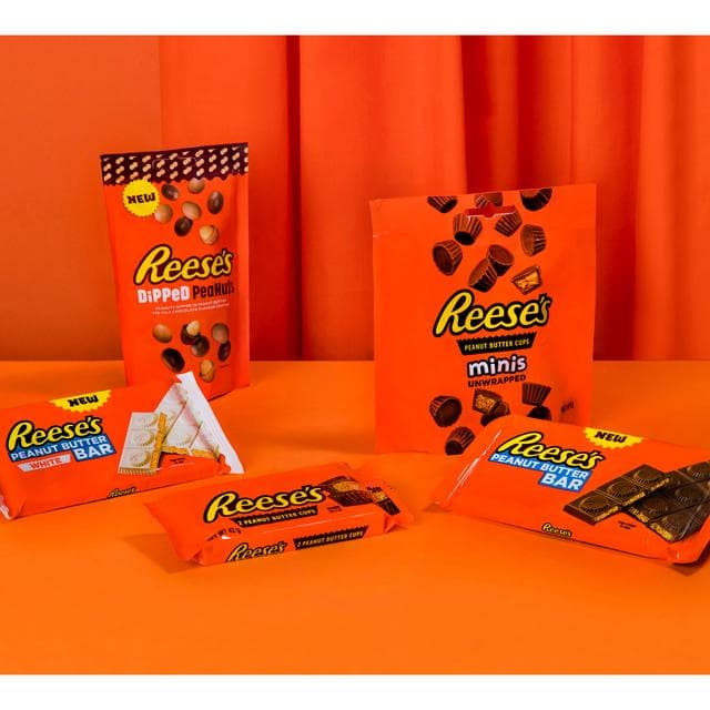 Reese's Mini Peanut Butter Cup Pouch 90g - gallery image 6