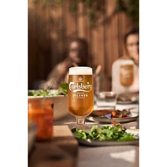 Carlsberg Lager Beer 4x568ml - gallery image 4