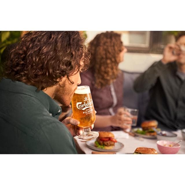 Carlsberg Lager Beer 4x568ml - gallery image 6