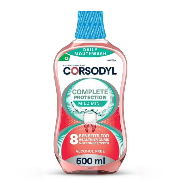 Corsodyl Complete Protection Gum Care Mouthwash Mild Mint 500ml - gallery image 1