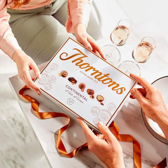 Thorntons Continental Milk, Dark, White Chocolate Gift Box 264g - gallery image 4