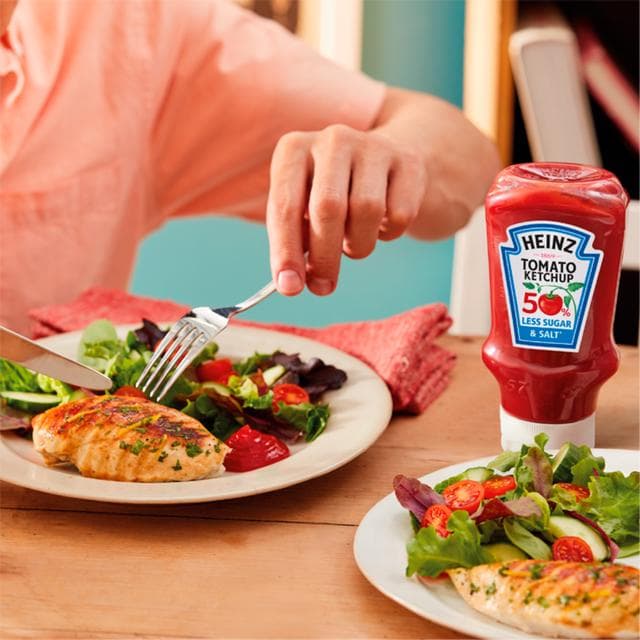 Heinz 50% Less Sugar & Salt Tomato Ketchup 665g - gallery image 2