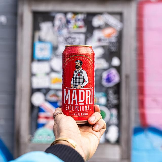 Madri Excepcional Premium Lager Beer Can10 x 440ml - gallery image 4