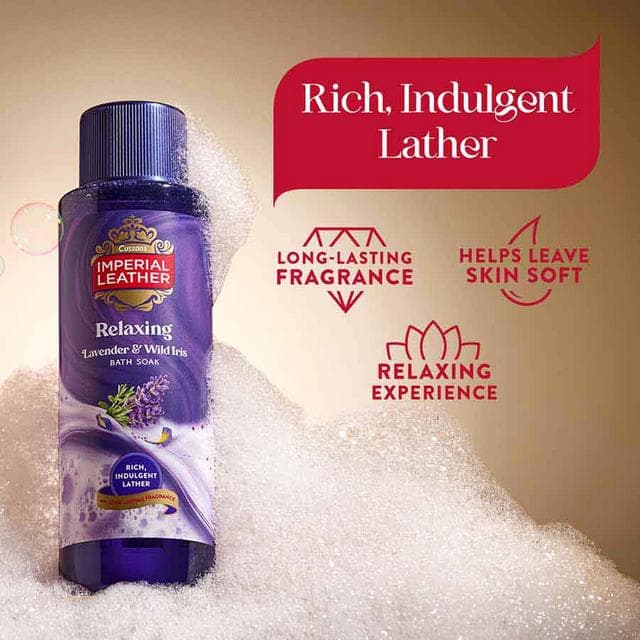 Imperial Leather 500ml Relaxing Lavender & Wild Iris Bath Soak - gallery image 2