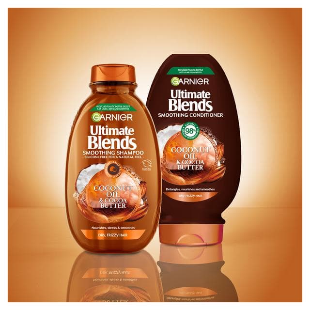 Garnier Ultimate Blends Coconut Oil & Cocoa Butter Vegan Conditioner for Frizzy & Curly Hair 400ml - gallery image 5