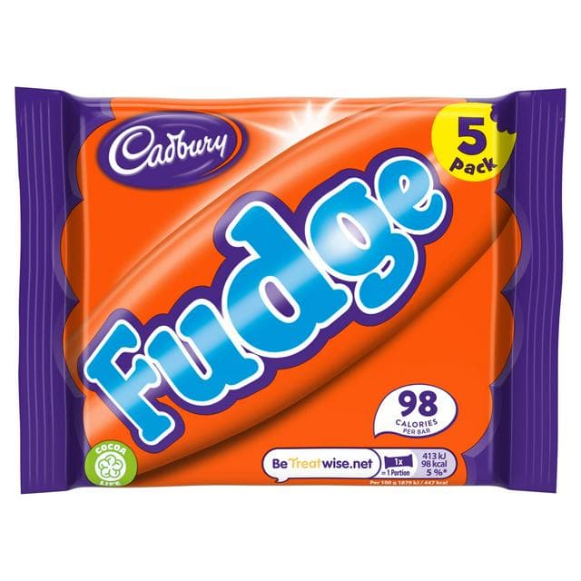 Cadbury Fudge Chocolate Bar Multipack 5 x 22g - gallery image 1