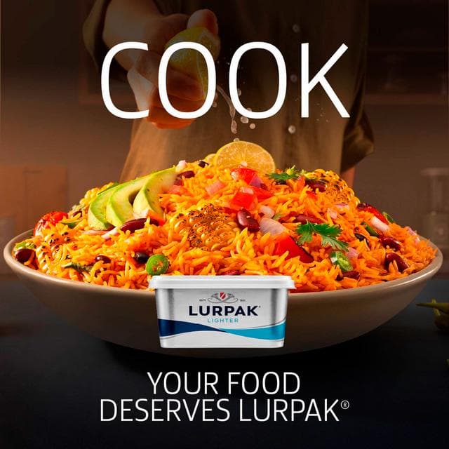 Lurpak Lighter Spreadable Blend of Slightly Salted Butter & Rapeseed Oil 400g - gallery image 6