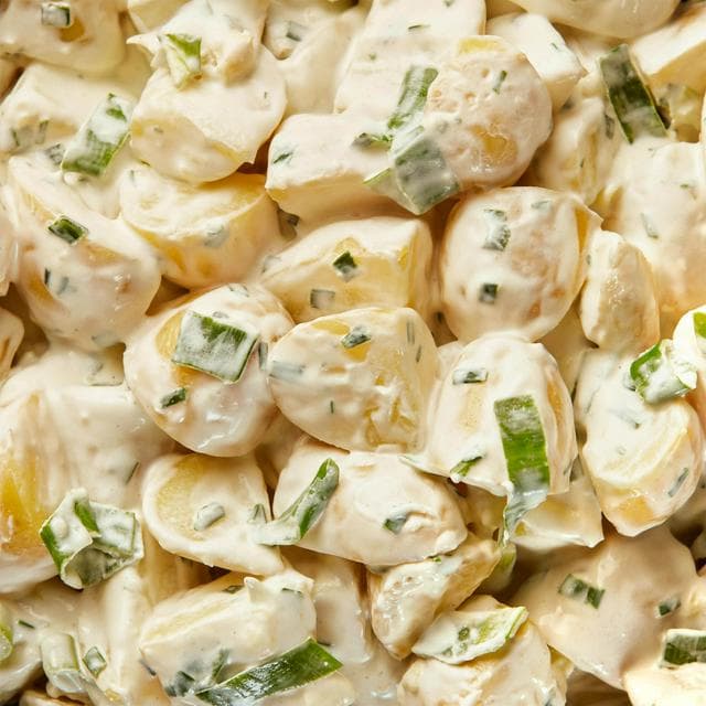 Sainsbury's 925g Potato Salad, Taste the Difference - gallery image 2